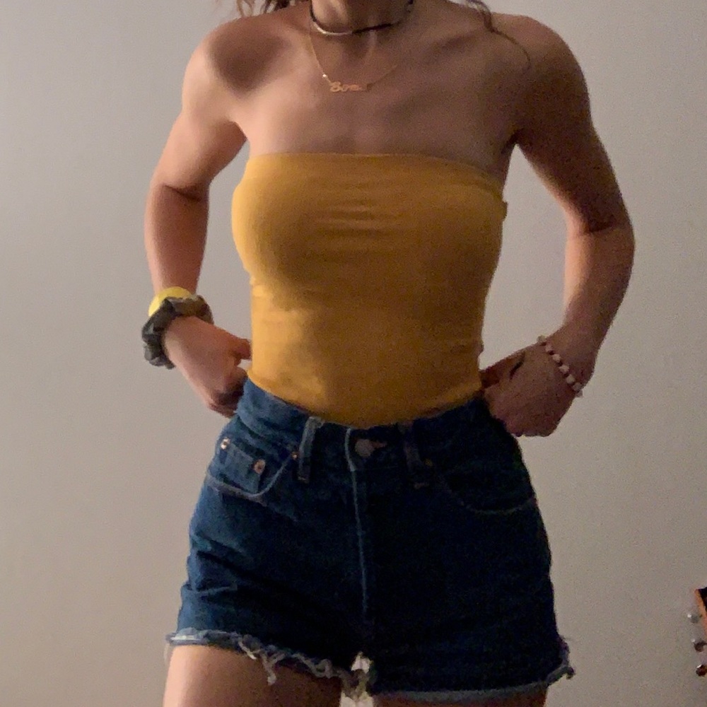 Small strapless adjustable bodysuit